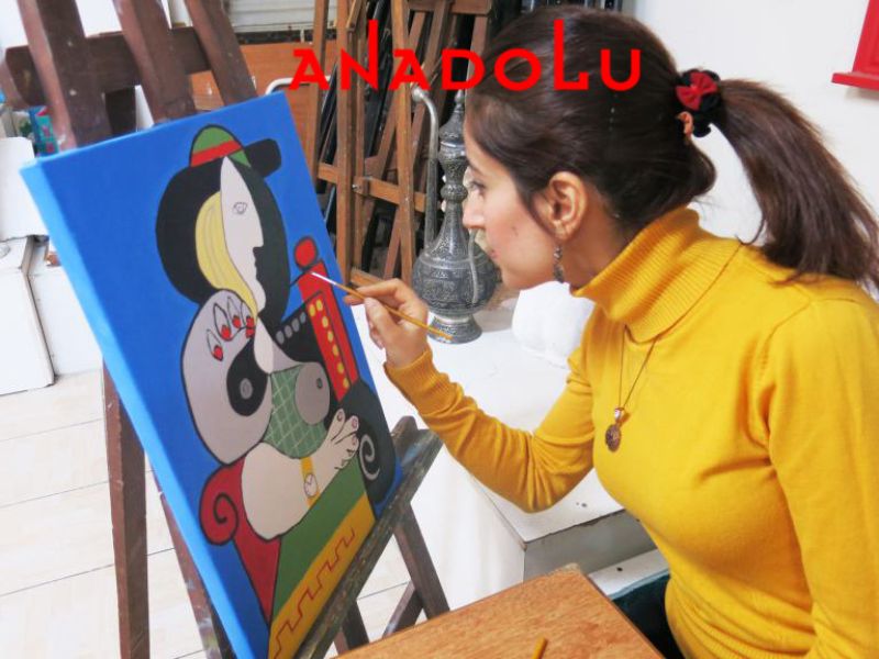 Yağlı Boya Atölyesinde Çalışan Öğrenciler Ankara
